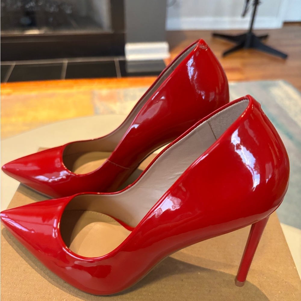 Steve Madden Red Patent Vala Shoes 7.5 - Picture 9 of 10